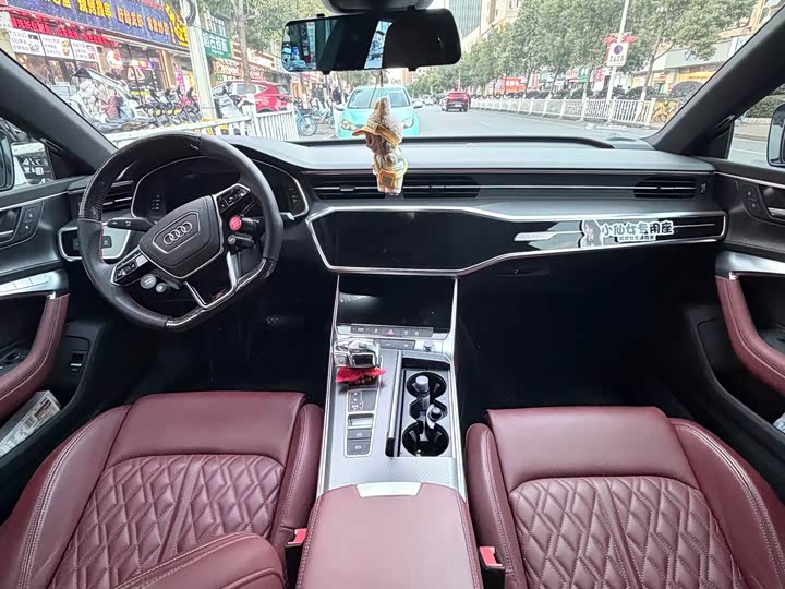 Audi A7L 2024 2024款 45 TFSI quattro 黑武士版