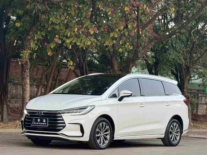 BYD Song Max 2021 2021款 升级版 1.5T 自动尊贵型 6座
