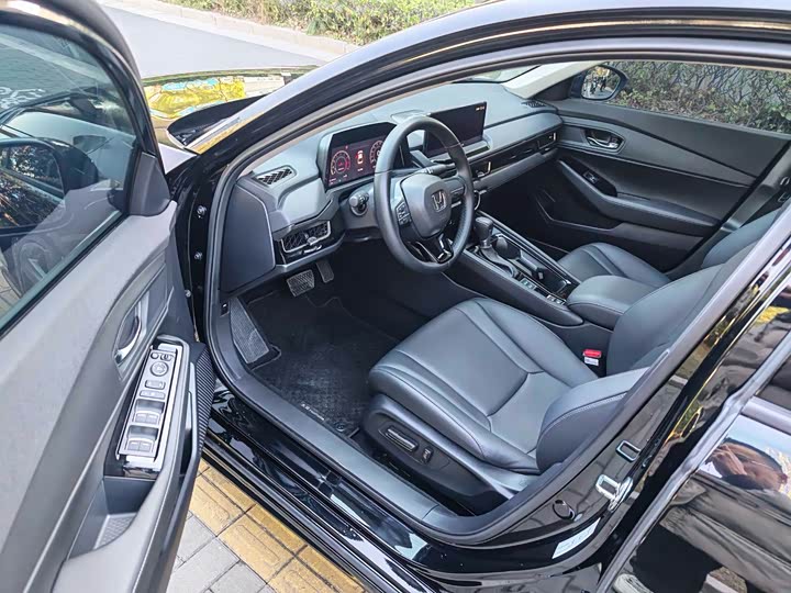 Honda Inspire 2025 2025款 260TURBO 典雅版