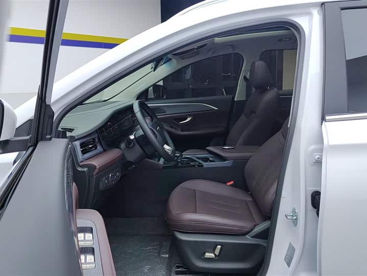 Jetour X90 Plus 2024 2024款 1.6TD DCT别墅 5座