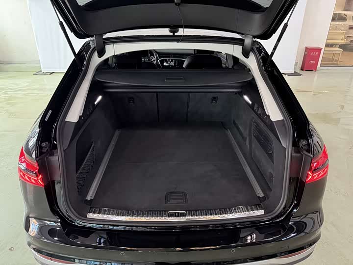 Audi A6 2023 2023款 allroad quattro 55 TFSI 尊享越野型