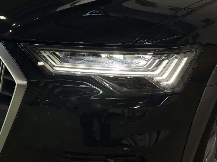 Audi A6 2023 2023款 allroad quattro 55 TFSI 尊享越野型