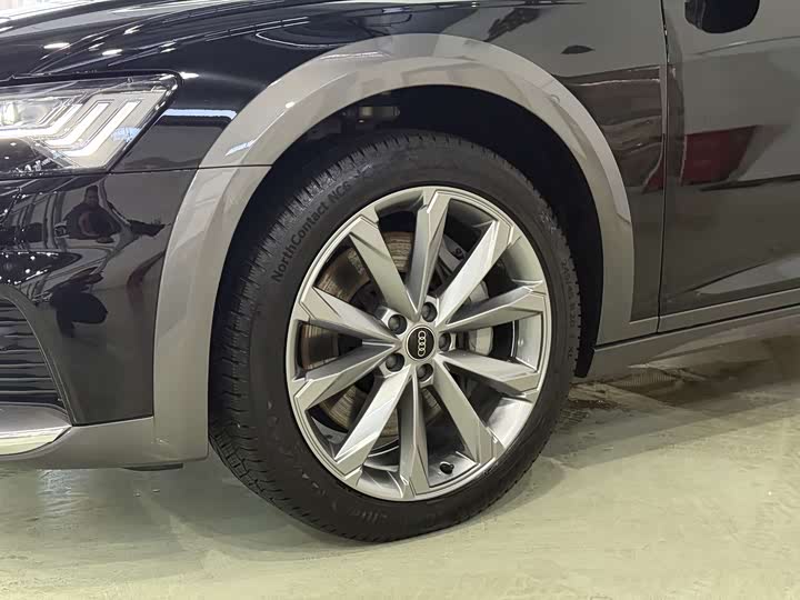 Audi A6 2023 2023款 allroad quattro 55 TFSI 尊享越野型