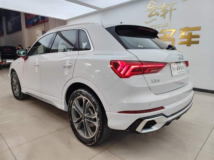 Audi Q3 2024 2024款 40 TFSI 时尚动感型