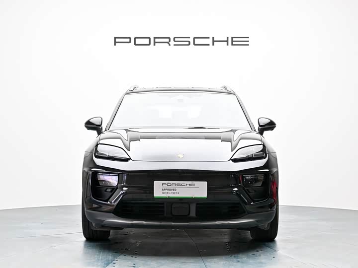 2025 Porsche Macan EV