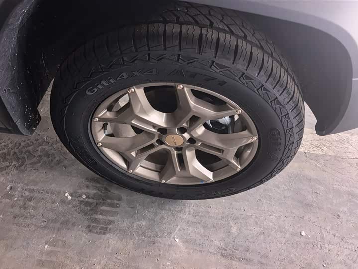 Jetour T2 2025 2025款 2.0TD DCT XWD穿越+