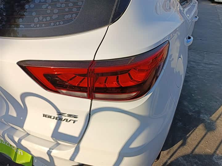 MG Motor ZS 2022 2022款 180DVVT 自动全球百万958版