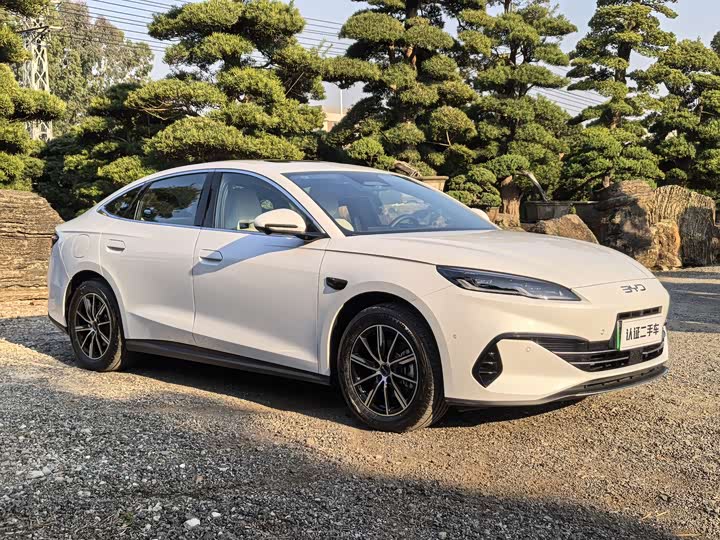 2025 BYD Seal 06 Hybrid/EV