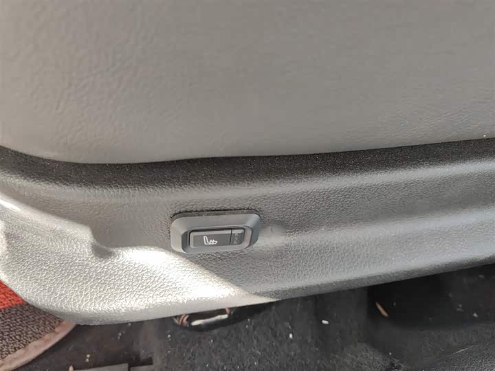 Kia Pegas 2020 2020款 改款 1.4L 自动舒适天窗版