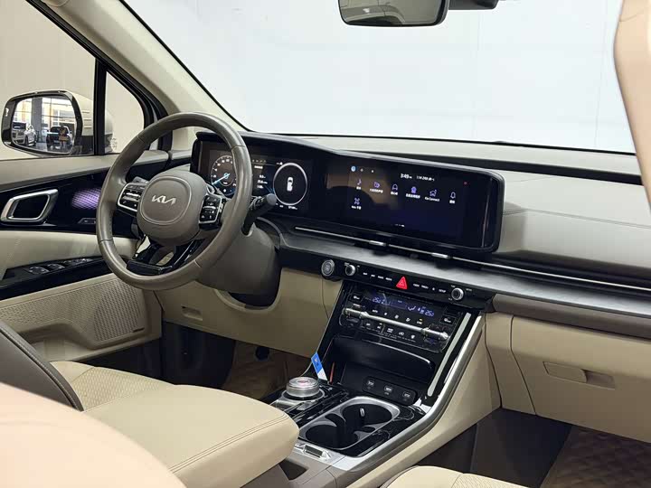 Kia Carnival 2021 2021款 2.0T 旗舰版