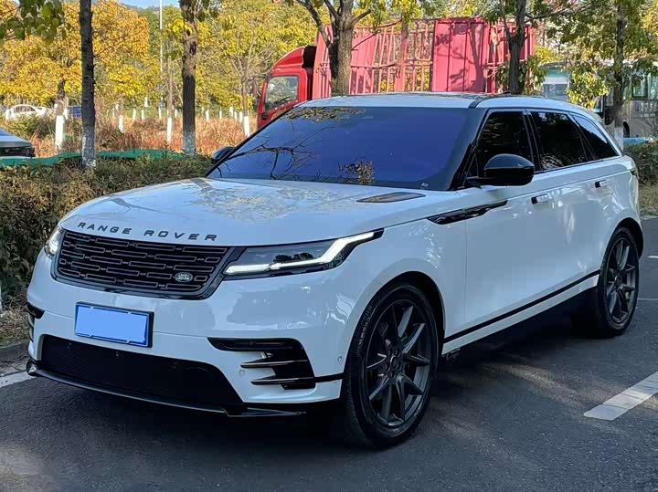 2025 Land Rover Range Rover Velar