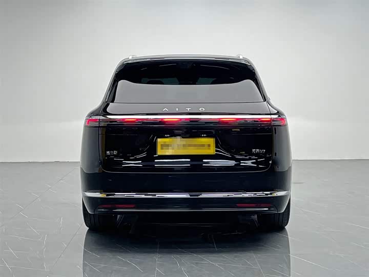 Aito M7 2026 2026款 增程 Max四驱版 5座