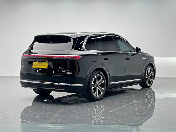 Aito M7 2026 2026款 增程 Max四驱版 5座