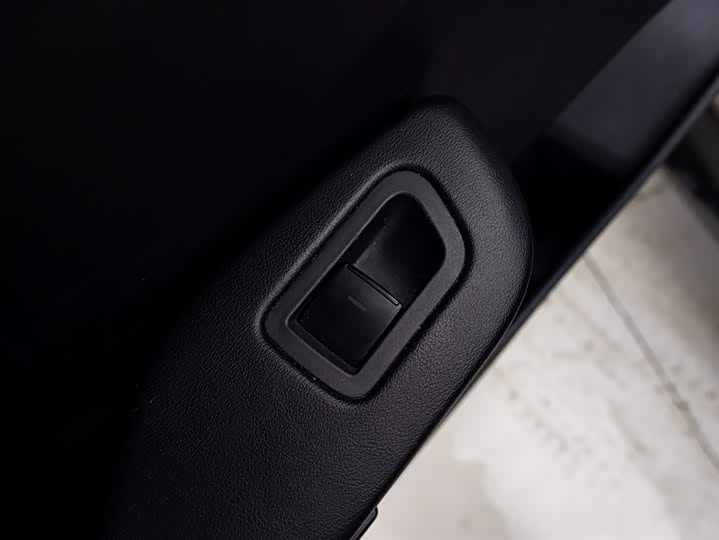 Toyota bZ3 2023 2023款 616km 长续航Premium