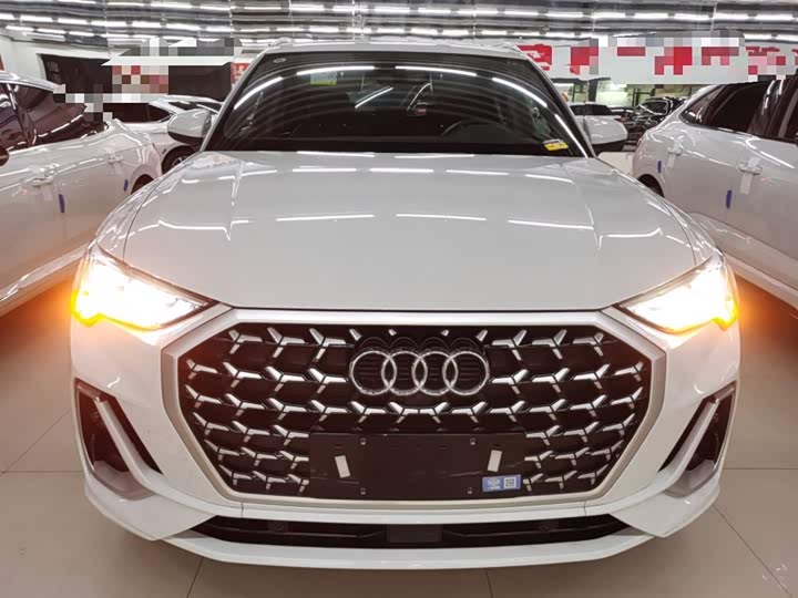 Audi Q3 2024 2024款 35 TFSI 时尚动感型