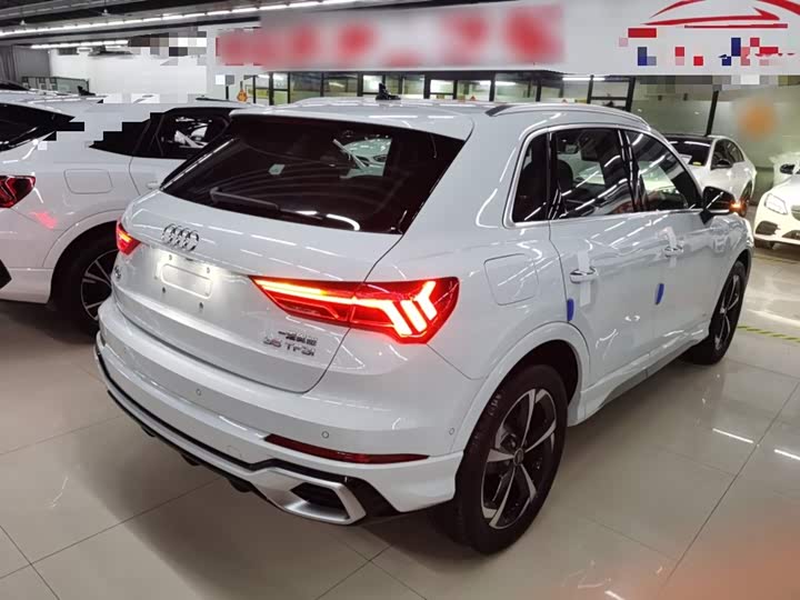 Audi Q3 2024 2024款 35 TFSI 时尚动感型