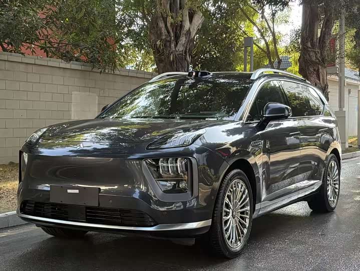 GAC Hyptec HL 2025 2025款 700 Ultra六座四驱激光雷达版