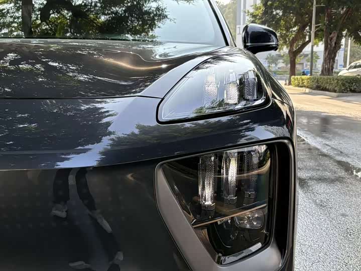 GAC Hyptec HL 2025 2025款 700 Ultra六座四驱激光雷达版