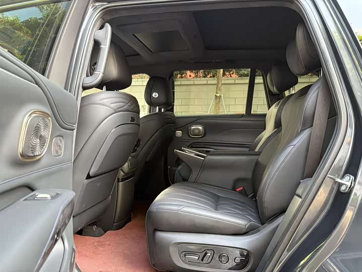 GAC Hyptec HL 2025 2025款 700 Ultra六座四驱激光雷达版