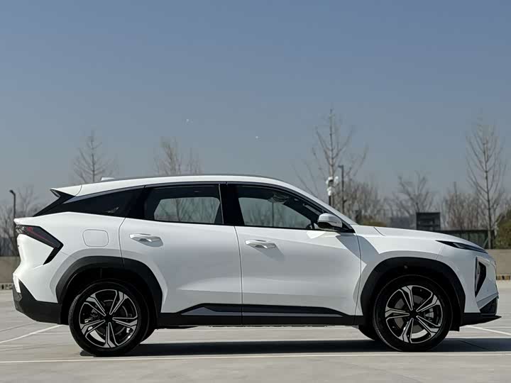 Geely Galaxy L7 2025 2025款 EM-i 115km 探索版