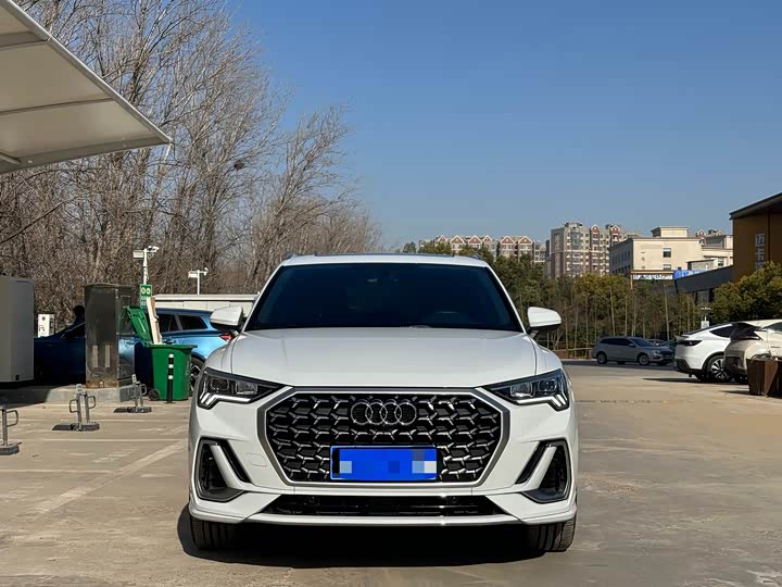 Audi Q3 2024 2024款 35 TFSI 时尚动感型