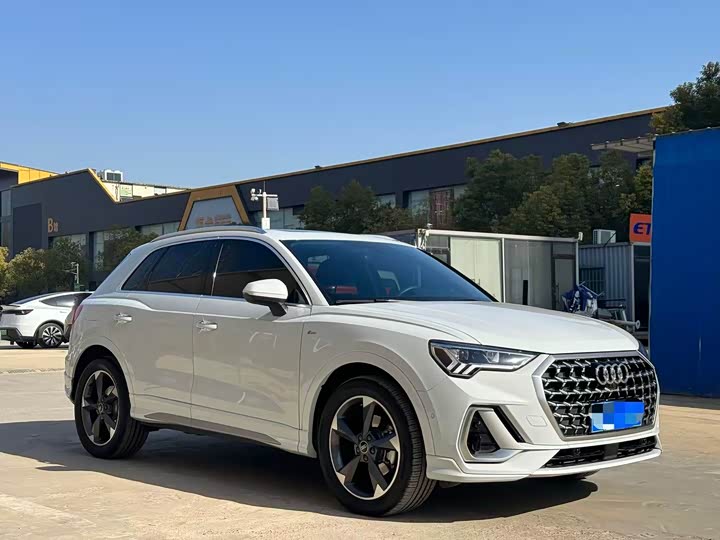 Audi Q3 2024 2024款 35 TFSI 时尚动感型