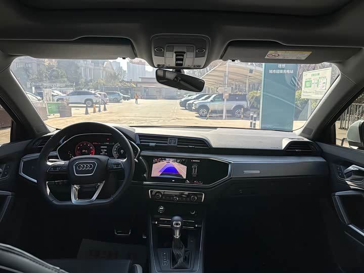 Audi Q3 2024 2024款 35 TFSI 时尚动感型