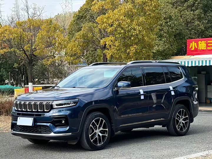 Jeep Grand Commander 2022 2022款 2.0T 四驱豪华版