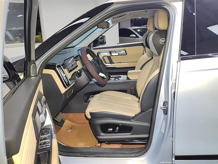 Chery Jaecoo J7 (Explore 06) 2023 2023款 改款 都市版 1.6T 两驱豪华