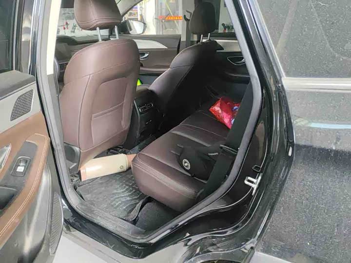 Jetour X90 Plus 2023 2023款 1.6TD DCT别墅 7座