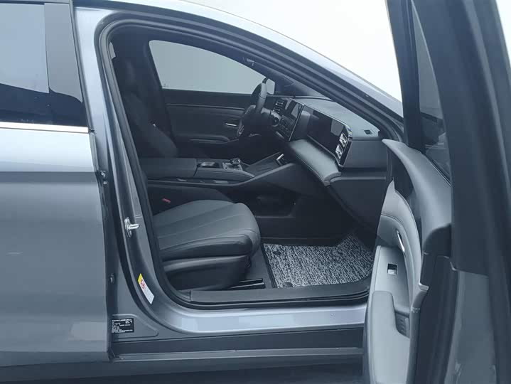 BYD Qin L 2025 2025款 DM-i 智驾版 80KM领先型