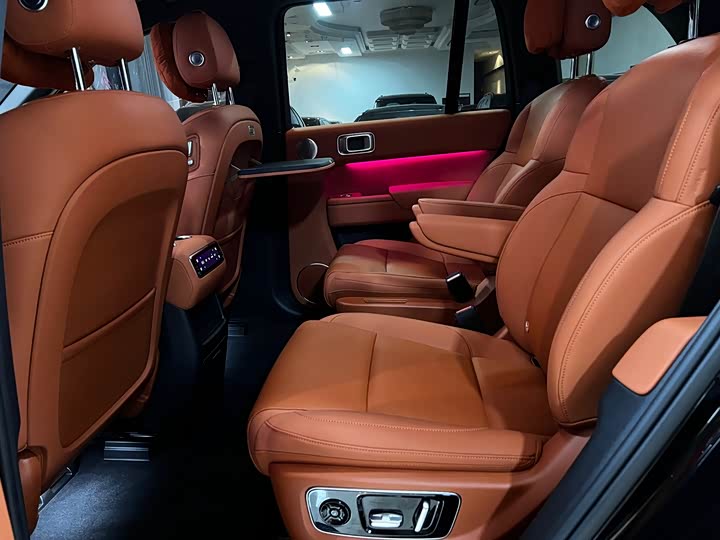 LiXiang L8 2025 2025款 Pro 智能焕新版