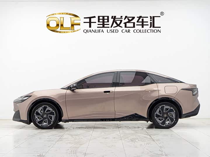 Toyota bZ3 2023 2023款 616km 长续航Premium