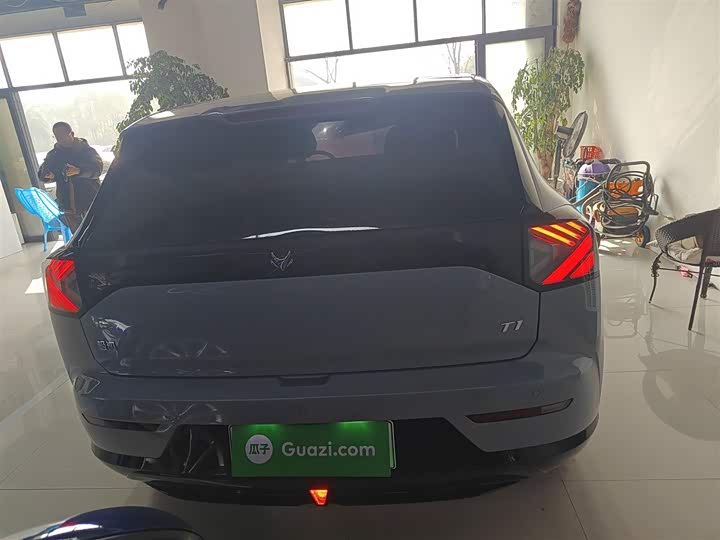 BAIC Arcfox T1 2025 2025款 425 PLUS