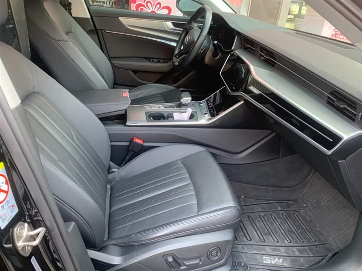 Audi A6 2023 2023款 allroad quattro 55 TFSI 尊享越野型