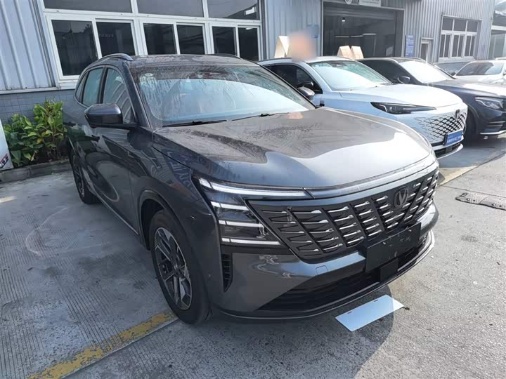 Changan CS75 Plus 2025 2025款 第四代 1.5T 新蓝鲸 智慧旗舰型