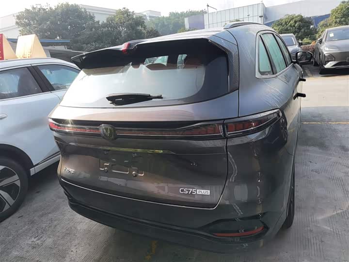 Changan CS75 Plus 2025 2025款 第四代 1.5T 新蓝鲸 智慧旗舰型