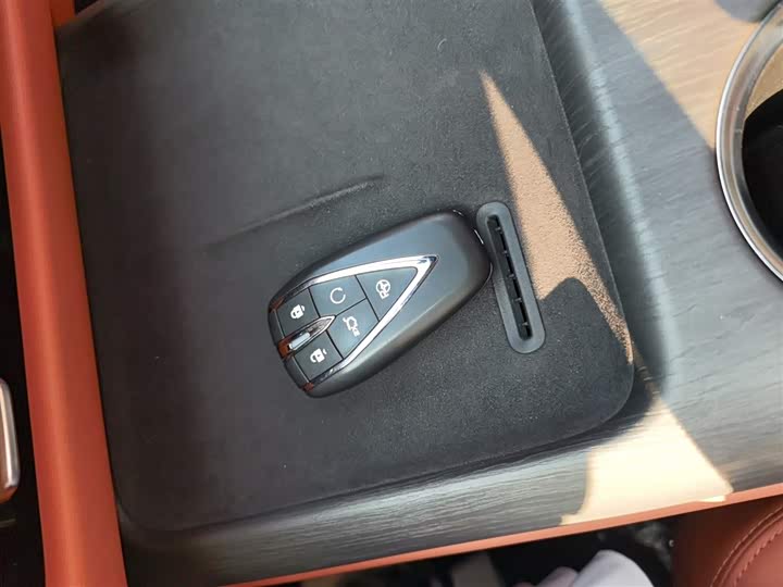 Changan CS75 Plus 2025 2025款 第四代 1.5T 新蓝鲸 智慧旗舰型