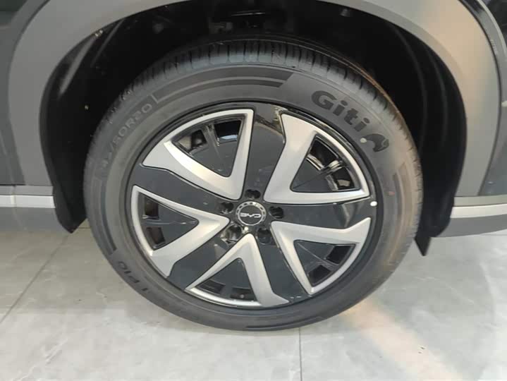 BYD Sea Lion 07 DM-i Hybrid 2025 2025款 150 领航+版