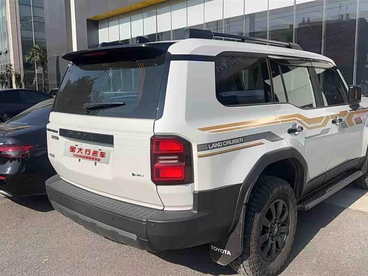 Toyota Prado 2025 2025款 2.4T 悍野WX版 5座