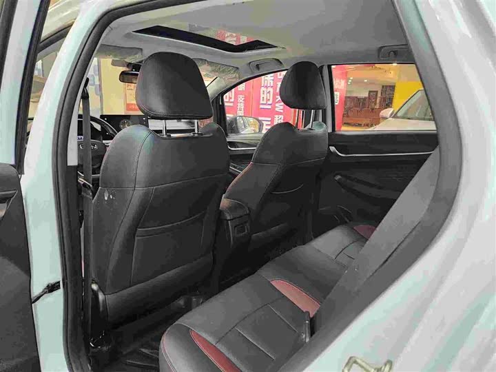 Geely Vision X3 2021 2021款 PRO 1.5L CVT尊贵型