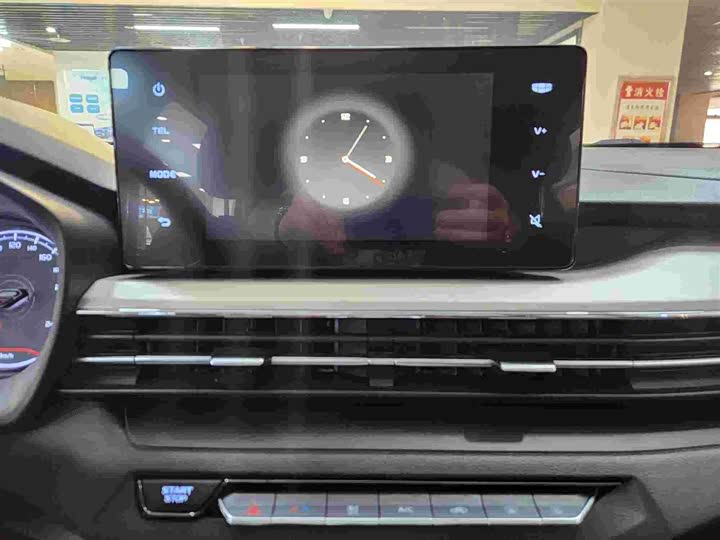 Geely Vision X3 2021 2021款 PRO 1.5L CVT尊贵型