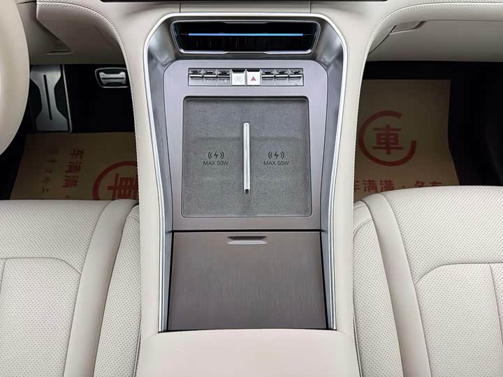 Denza N9 2025 2025款 旗舰型