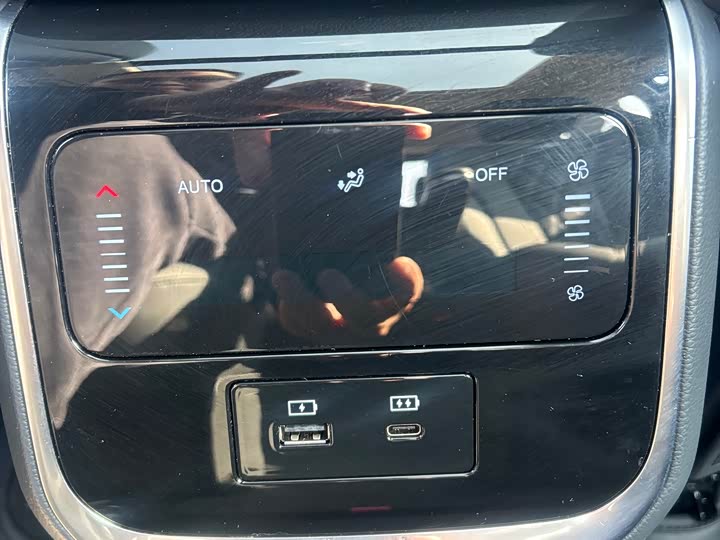 Hongqi HS7 Hybrid 2024 2024款 2.0T PHEV 四驱旗畅版 6座