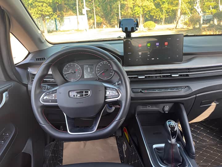 Geely Vision X3 2021 2021款 PRO 1.5L 手动精英型