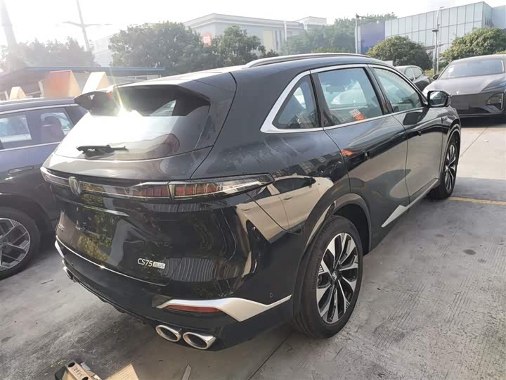 Changan CS75 Plus 2025 2025款 第四代 UItra 2.0T 新蓝鲸 智慧智擎型