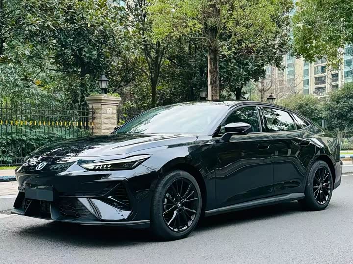 Changan UNI-V 2025 2025款 第三代 1.5T 500Bar尊贵型