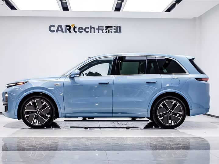 LiXiang L8 2025 2025款 Pro 智能焕新版