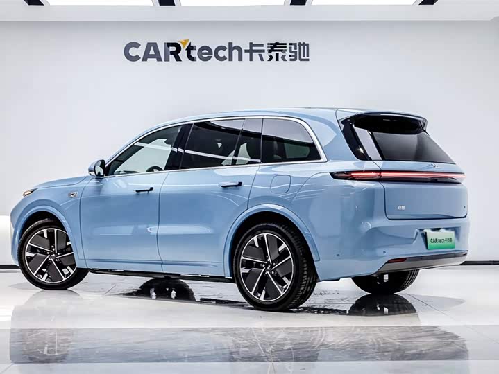 LiXiang L8 2025 2025款 Pro 智能焕新版