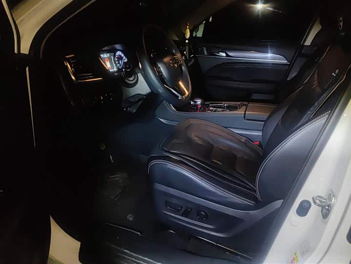 GAC Trumpchi GS5 2021 2021款 进阶款 270T 科技智领版